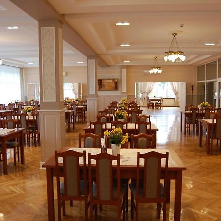 Hotel Słupsk Kültér fotó